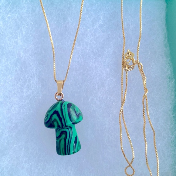 Hand Crafted Jewelry - Boho Hippie Psychedelic Mushroom 🍄 Malachite Gold Plated Silver 24” N…